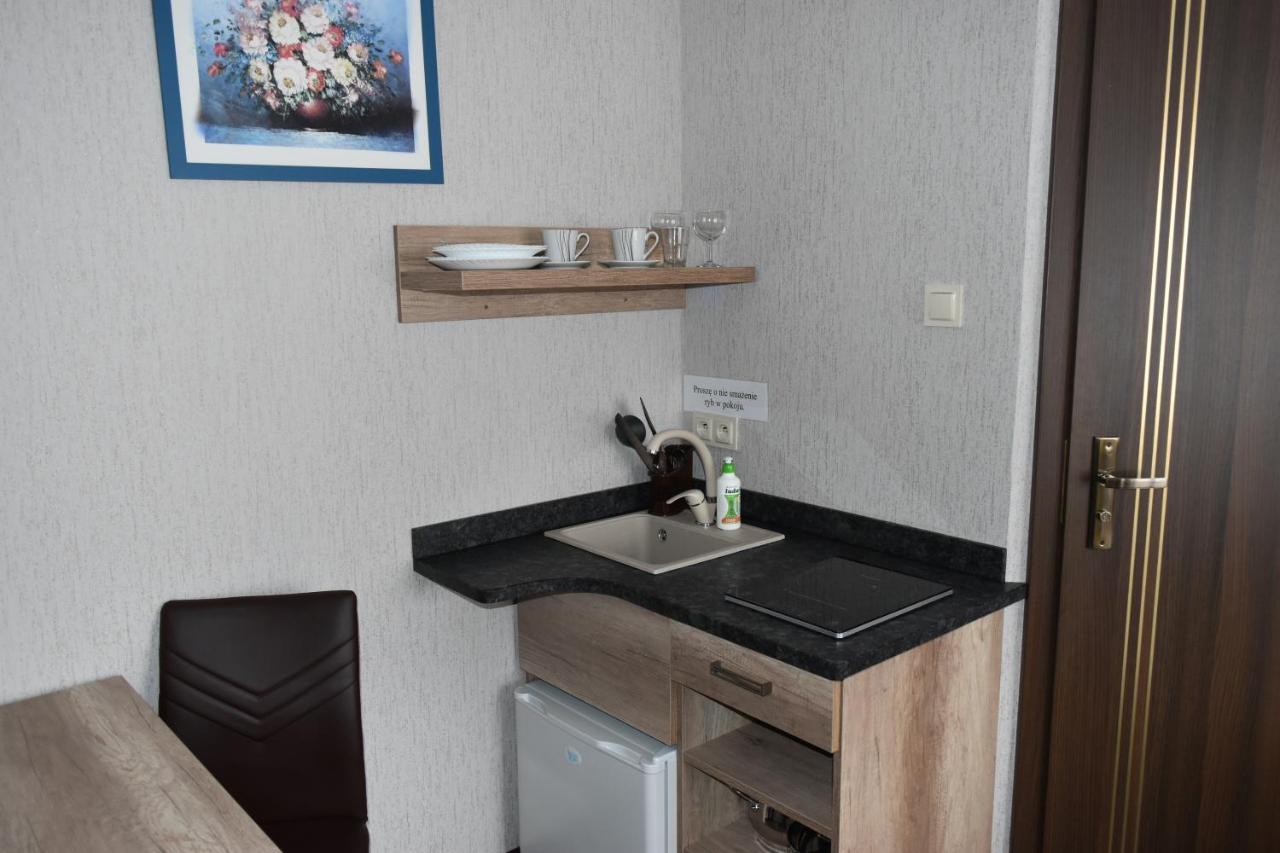 Pokoje Goscinne Katarzyna Kur Dębki Exterior foto